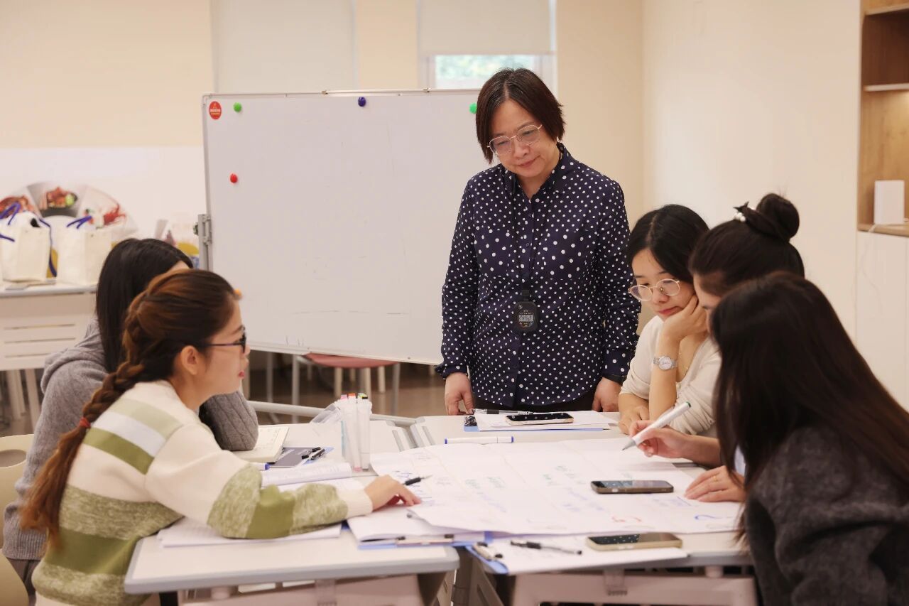 刘广荣老师在FDW引导员发展工作坊授课