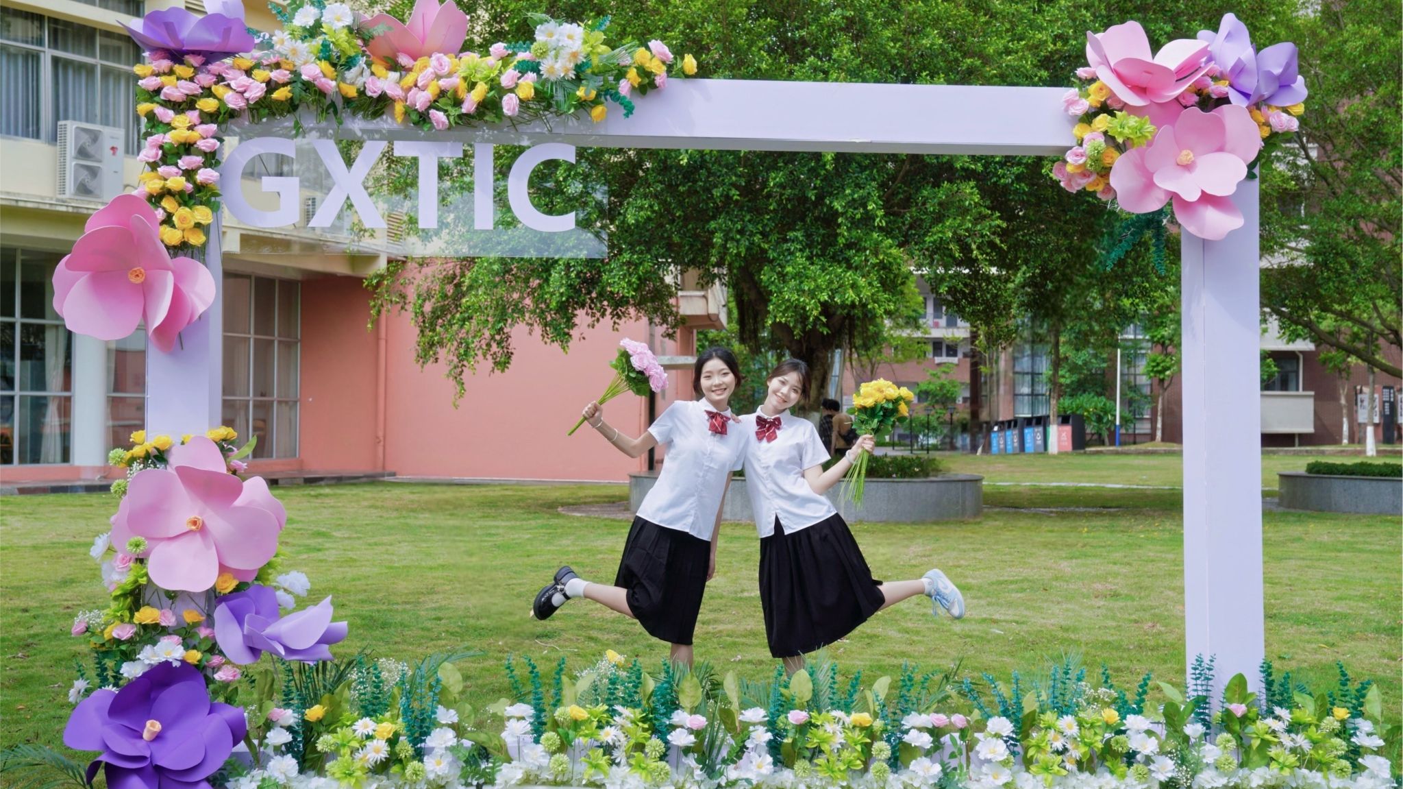 「2025毕业季」青春记忆已解锁，母校把仪式感宠到满