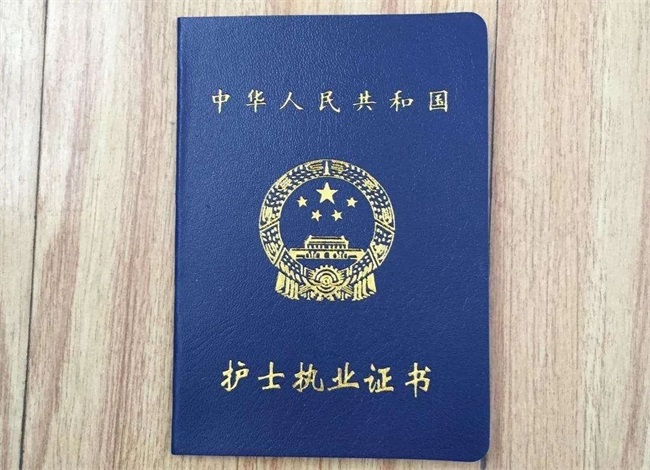 广西英华国际职业学院 | 签约三级甲等医院！护理专业新增实习基地！