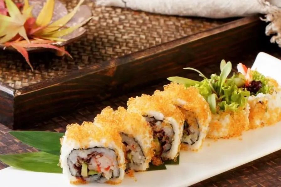 何春贤：从校园到后厨的奋斗之路