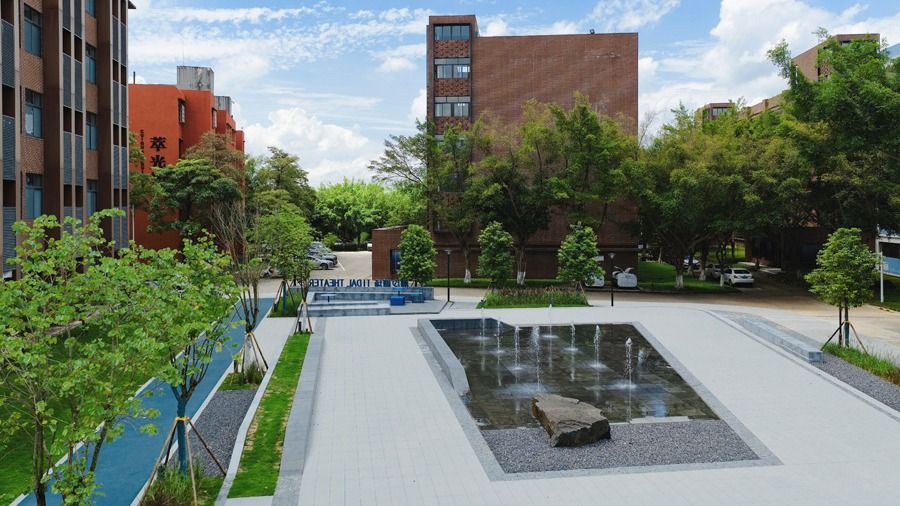 广西英华「潮汐剧场」--打造海潮伴读、星空畅谈的理想校园