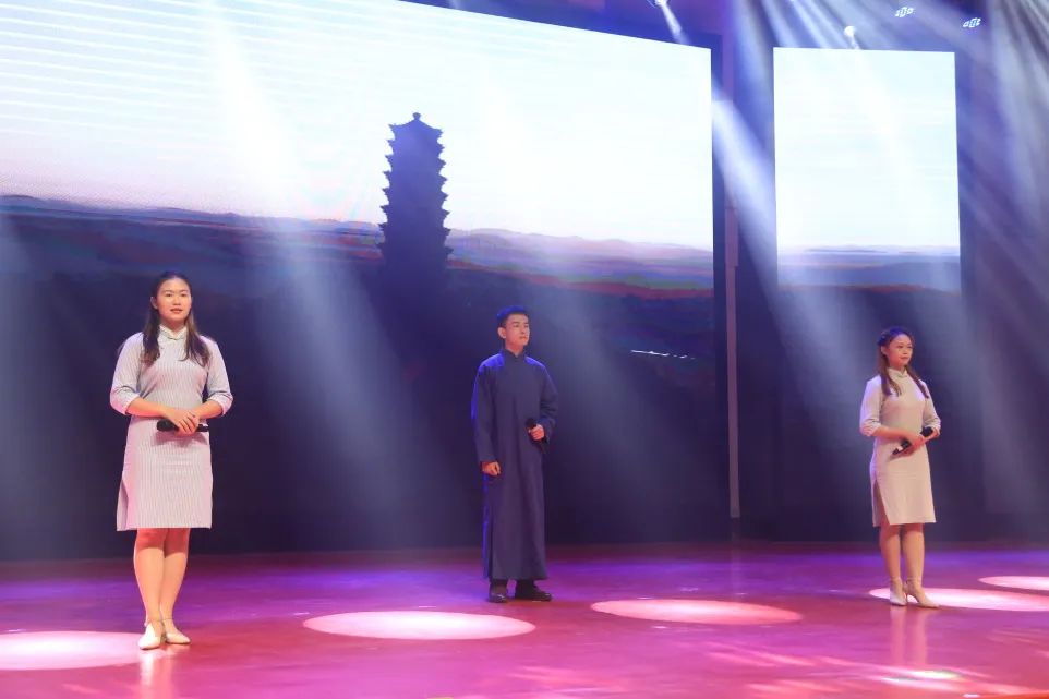 同抒爱国情，共诵经典声丨5月20日晚7点，我们拭目以待！