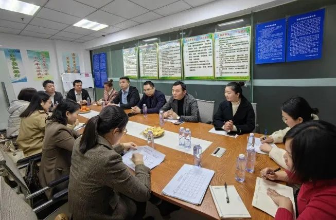 广西英华国际职业学院 | 深化产教融合，服务地方经济：经济与管理学院赴钦州港调研港口物流企业