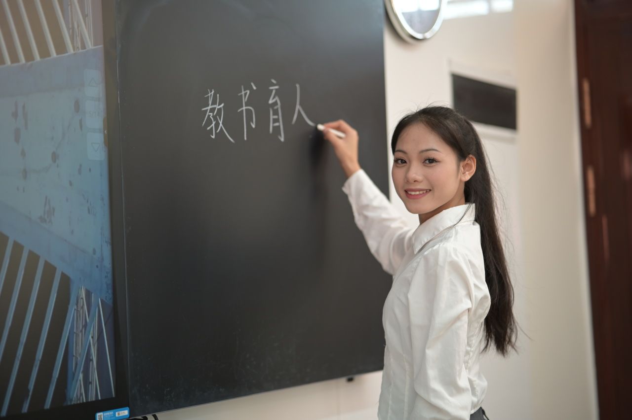 高彩婷 2022级学前教育