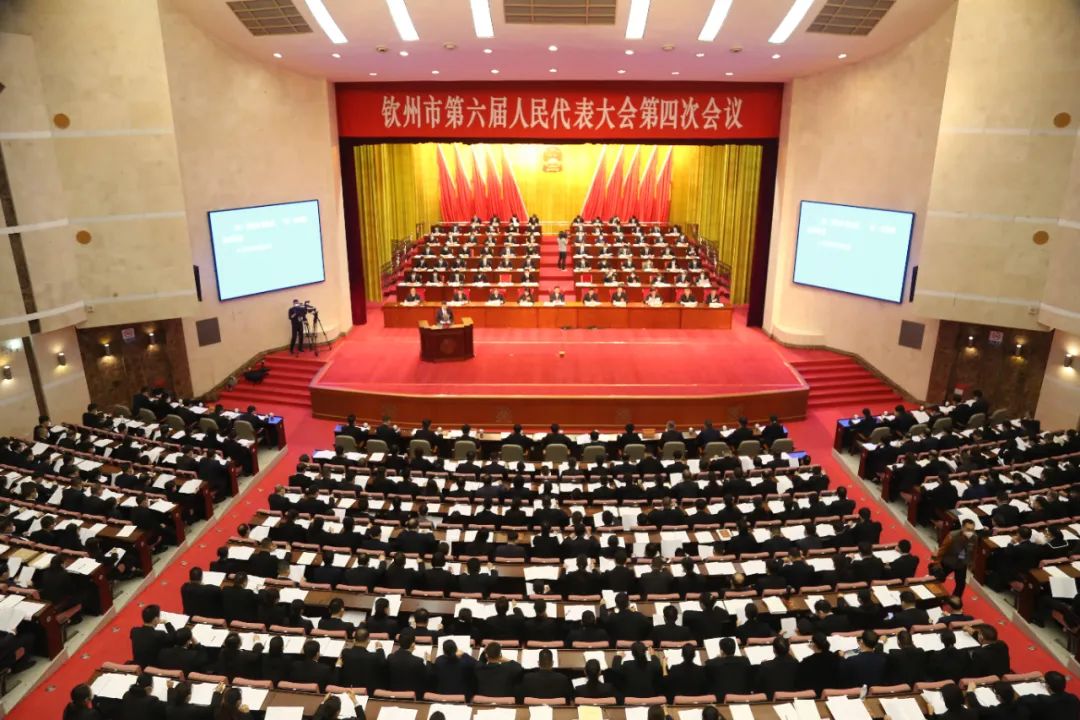 广西英华国际职业学院 | 广英职院校长邹利斌：发挥高校基本职能 服务北部湾地区经济社会发展