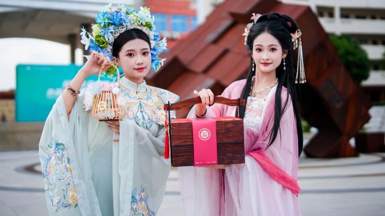 氛围感拉满，广西英华学子的中秋这样过