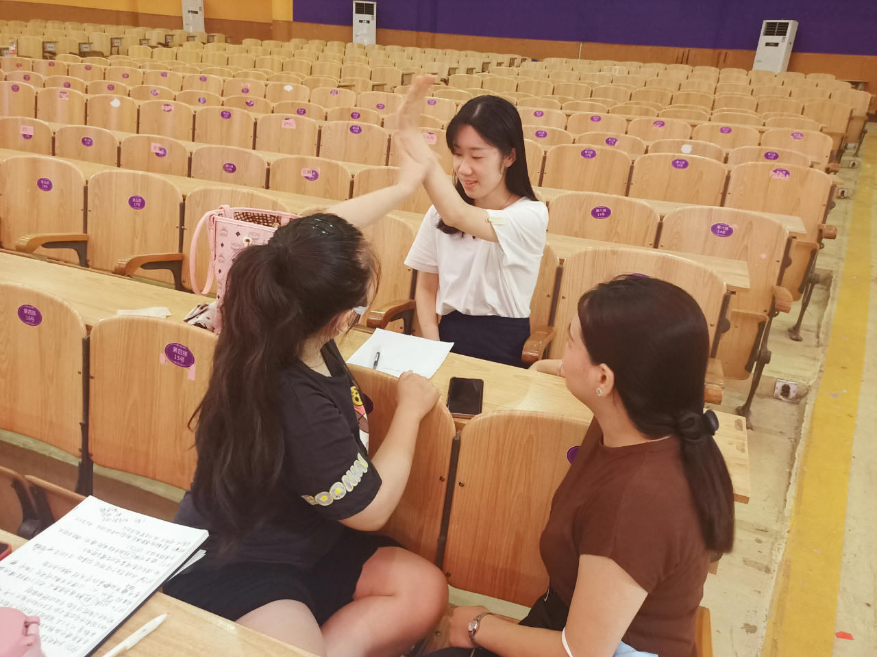 确定主题，双线合并