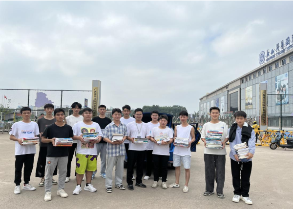 广西英华国际职业学院 | 沐知识泉，暖学子心