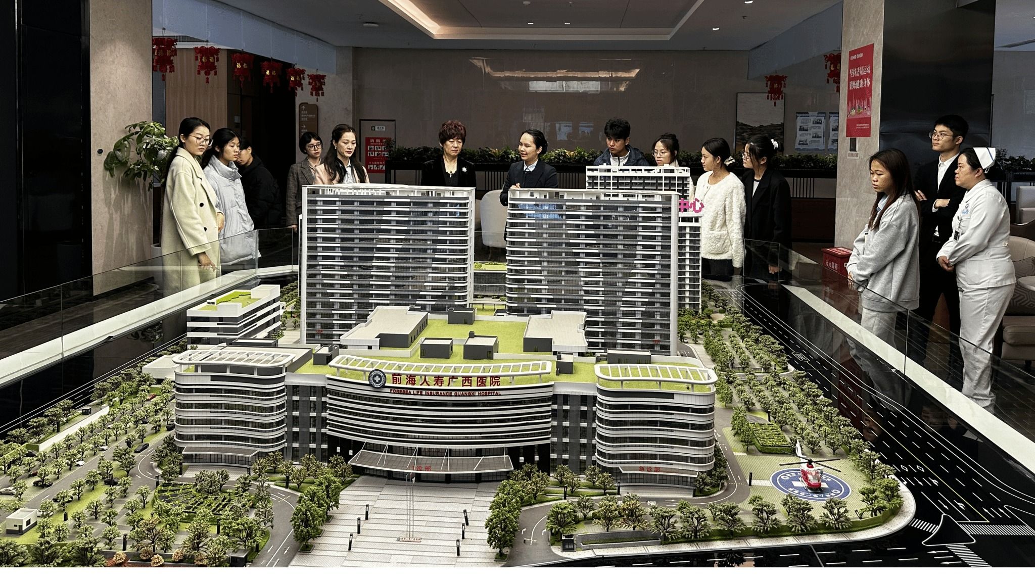 深化校企合作，共育护理菁英：大健康学院走访前海人寿广西医院