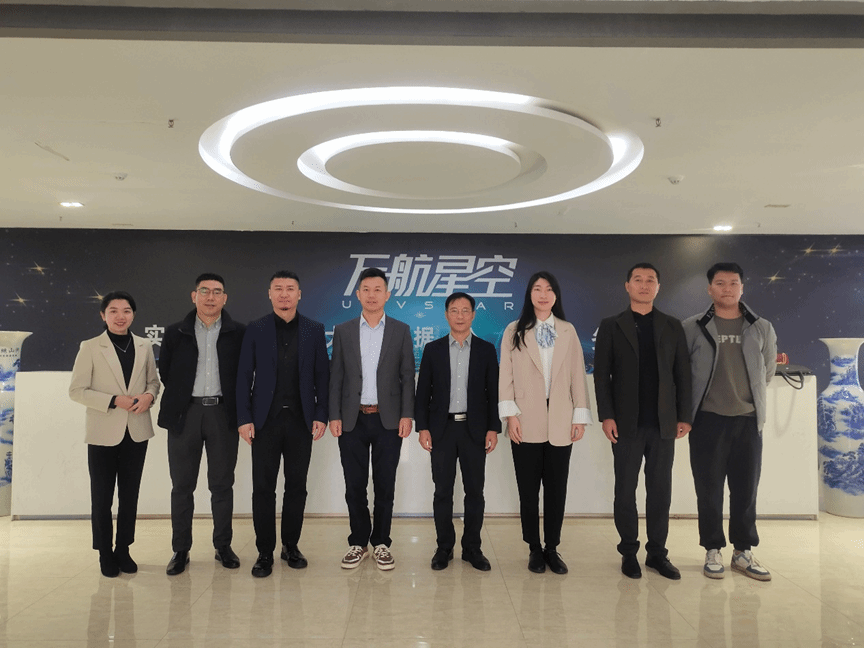 积跬步以行千里，积小流而成江海