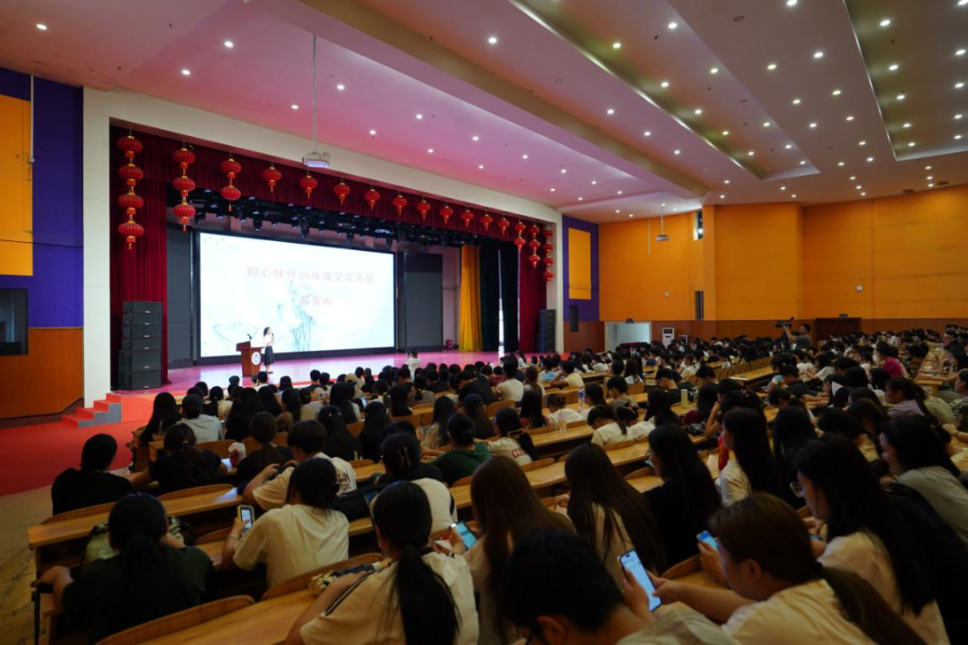 心理辅导大赛活动现场